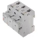 ROZŁĄCZNIK BEZPIECZNIKOWY LE-606709 TRÓJFAZOWY 63 A D02 LEGRAND