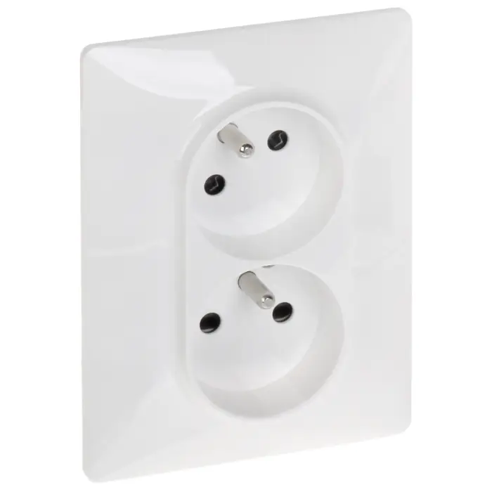 GNIAZDO PODWÓJNE LE-753186 Valena Life 230 V 16 A LEGRAND