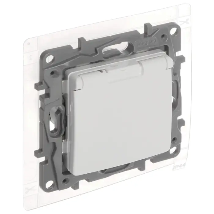 GNIAZDO POJEDYNCZE LE-764537 Niloe 230 V 16 A IP44 LEGRAND