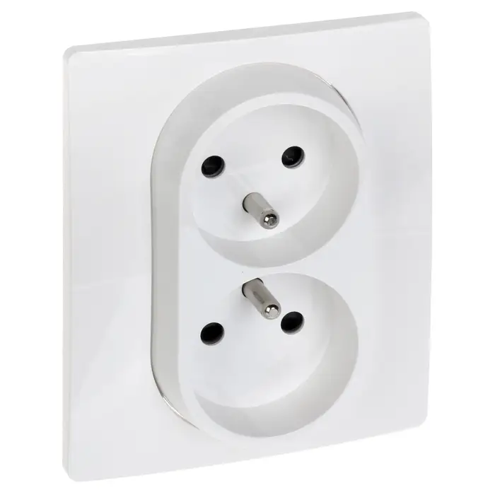 GNIAZDO PODWÓJNE LE-764541 Niloe 230 V 16 A LEGRAND